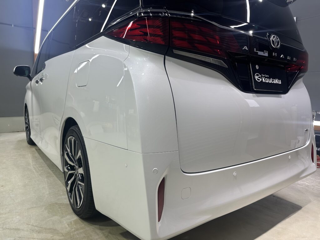 トヨタアルファード・鏡面磨き作業+セラミックコーティング+遮熱カーフィルム施工例　高岡市N様