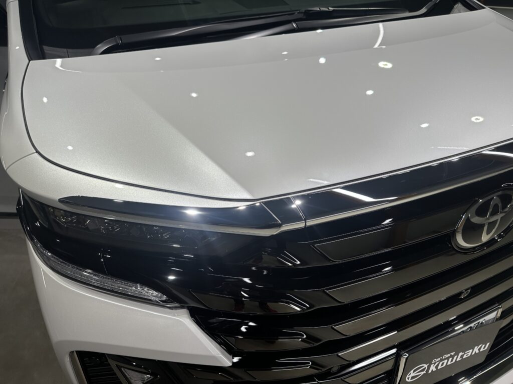 トヨタ・ヴェルファイア・鏡面磨き作業+セラミックコーティング施工事例　富山市Ｅ様