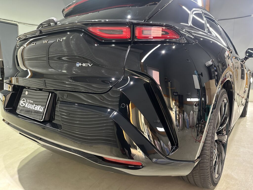 トヨタ・クラウンスポーツ・鏡面磨き作業+セラミックコーティング施工事例