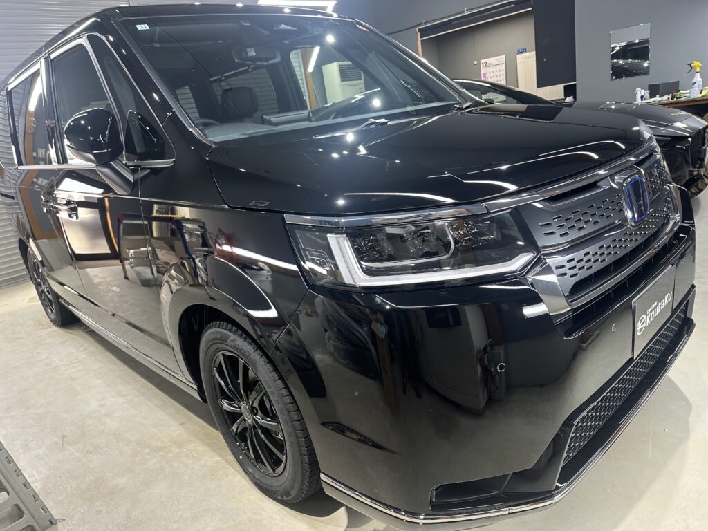 ホンダ・ステップワゴン・鏡面磨き作業+セラミックコーティング施工事例　富山市Ｓ様