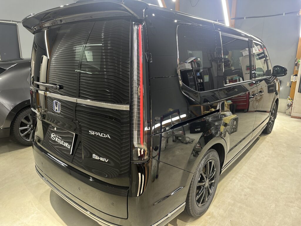 ホンダ・ステップワゴン・鏡面磨き作業+セラミックコーティング施工事例　富山市Ｓ様