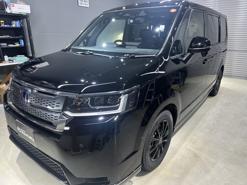 ホンダ・ステップワゴン・鏡面磨き作業+セラミックコーティング施工事例　富山市Ｓ様