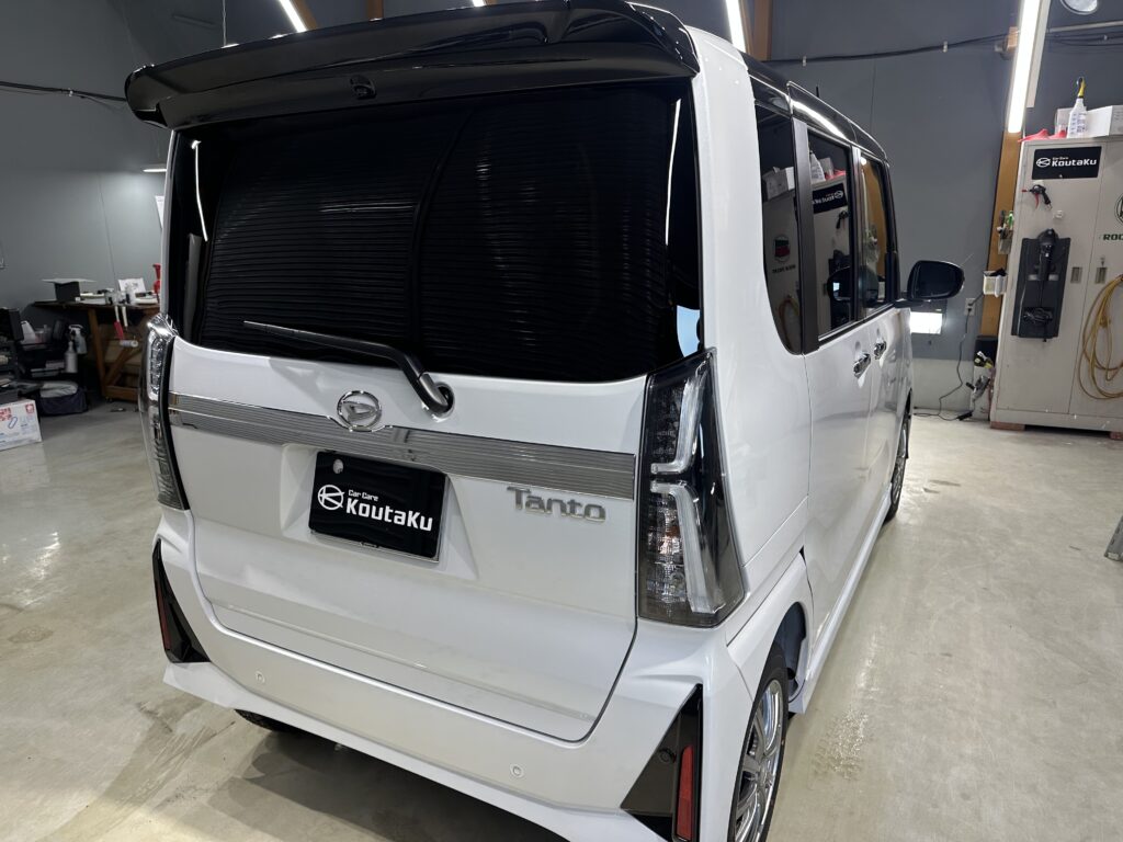 ダイハツ・タントカスタム・高機能遮熱断熱カーフィルム・鏡面磨き作業+セラミックコーティング施工事例　富山市Ｈ様