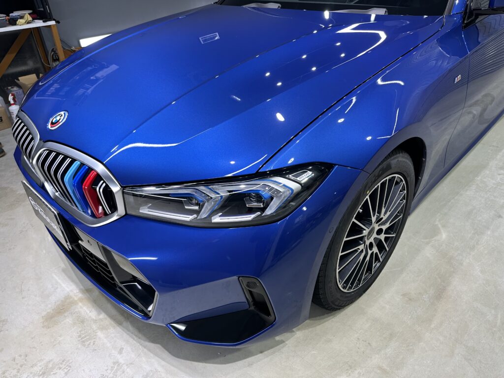 BMW・３１８i Ｍスポーツ・鏡面磨き作業+セラミックコーティング施工事例