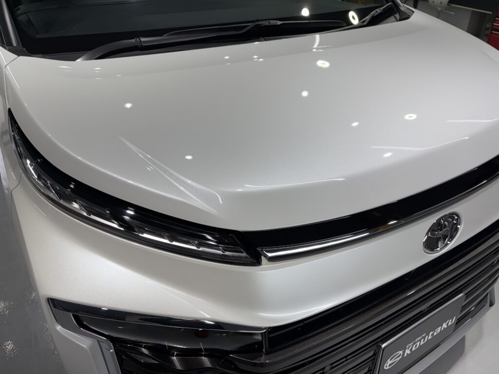 トヨタVOXY・遮熱断熱カーフィルム・鏡面磨き作業+セラミックコーティング施工事例　富山市Ｕ様