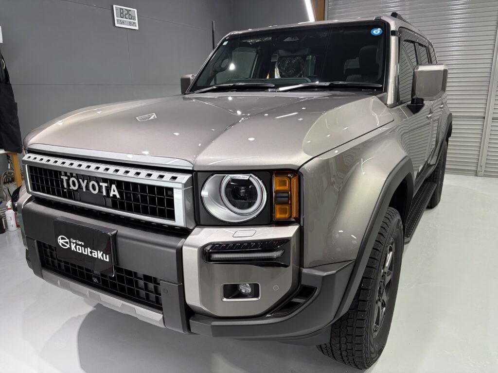 ランドクルーザー２５０・鏡面磨き作業+新開発のセラミックコーティング施工事例　黒部市Ｋ様