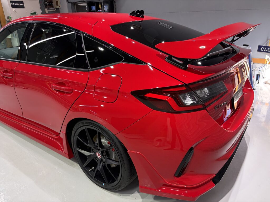 ホンダ・シビックタイプＲ・鏡面磨き作業+新開発セラミックコーティング施工事例　富山市Ｕ様