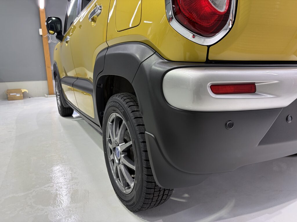 スズキ・クロスビー・鏡面磨き作業+ガラスコーティング施工事例　富山市Ｉ様