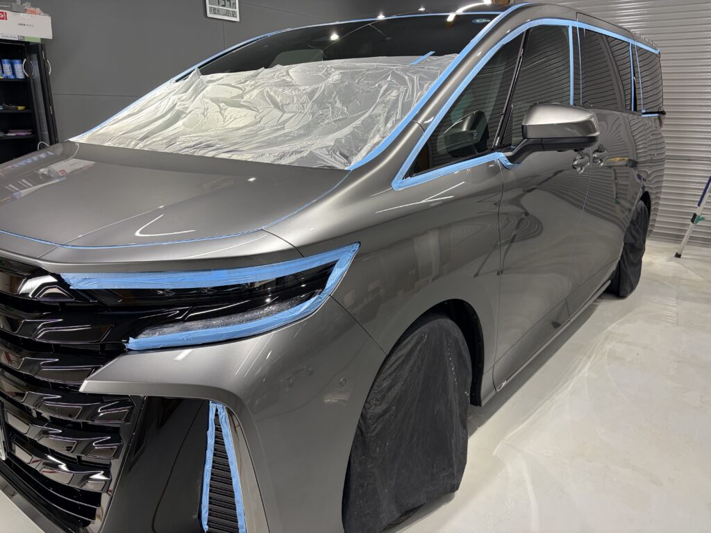 トヨタ・ヴェルファイア・遮熱断熱カーフィルム・鏡面磨き+新開発セラミックコーティング施工事例