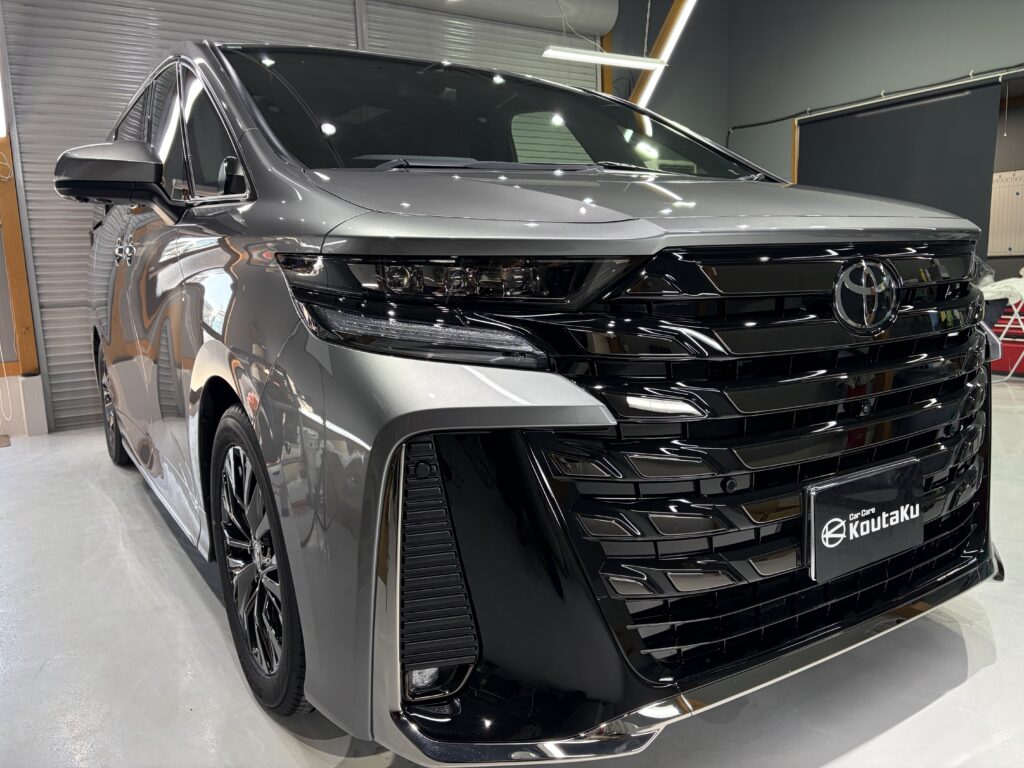 トヨタ・ヴェルファイア・遮熱断熱カーフィルム・鏡面磨き+新開発セラミックコーティング施工事例