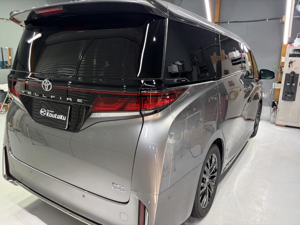 トヨタ・ヴェルファイア・遮熱断熱カーフィルム・鏡面磨き+新開発セラミックコーティング施工事例