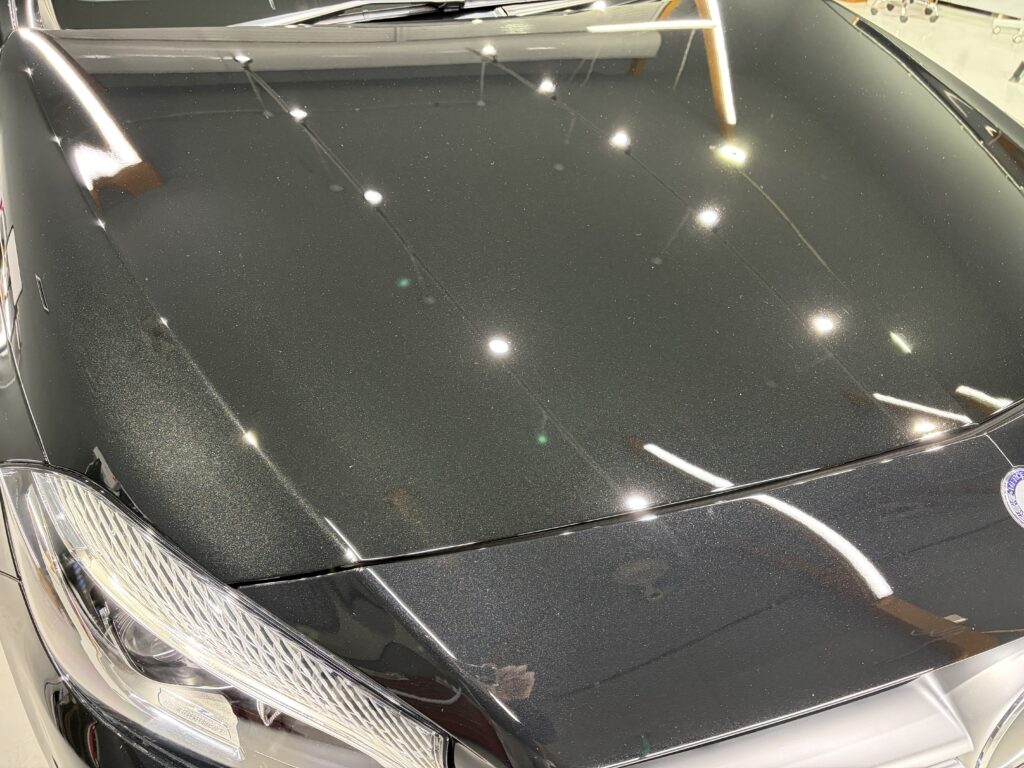 メルセデスベンツ・鏡面磨き作業+セラミックコーティング施工事例　滑川市Ｙ様