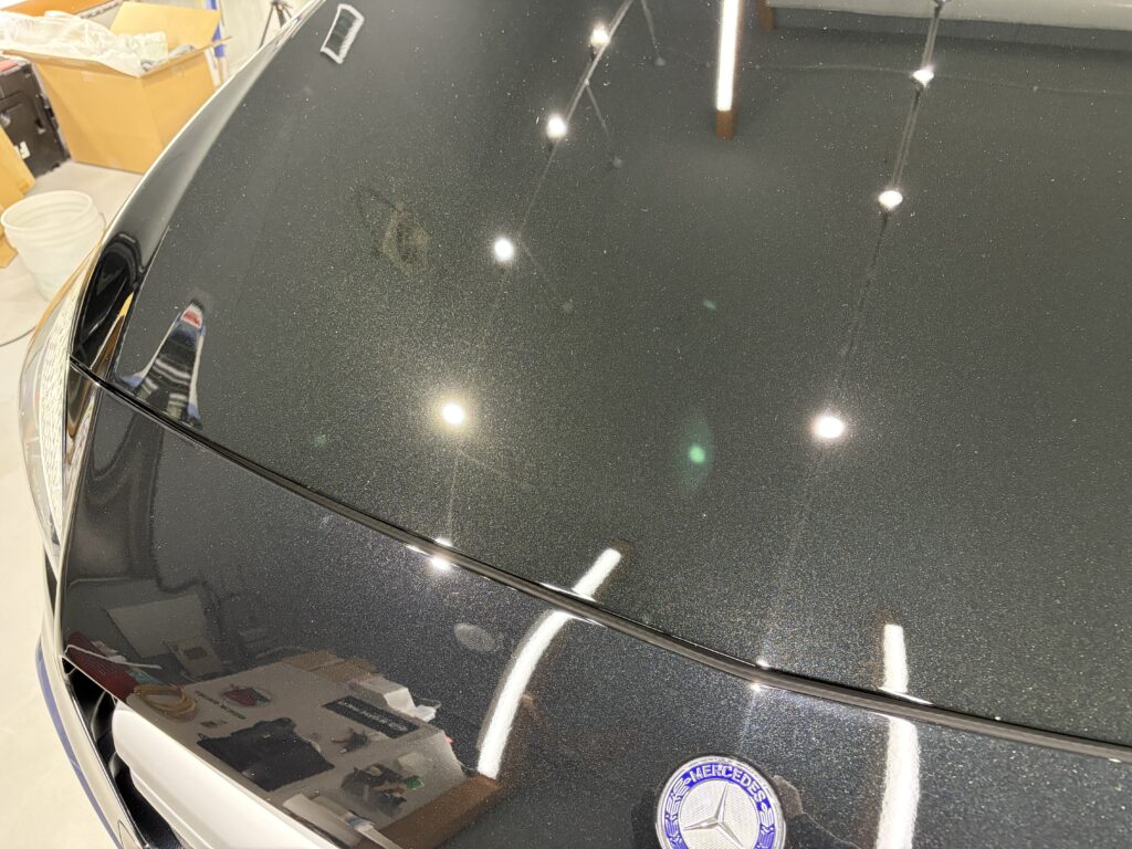 メルセデスベンツ・鏡面磨き作業+セラミックコーティング施工事例　滑川市Ｙ様