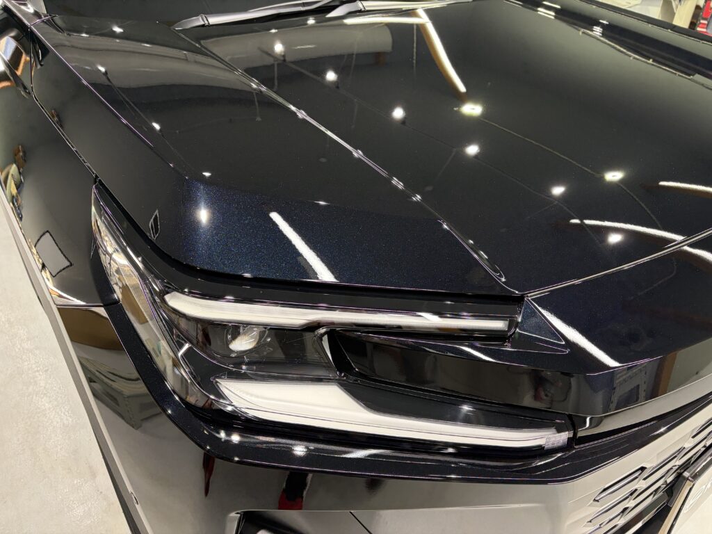 新型ＲＡＶ４・遮熱断熱カーフィルム・鏡面磨き作業+セラミックコーティング施工事例　富山市Ｊ様