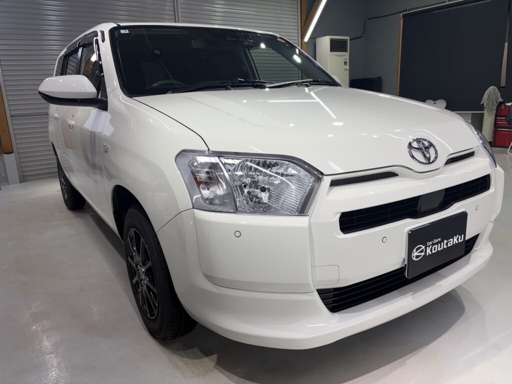 トヨタプロボックス・遮熱断熱カーフィルム・鏡面磨き作業+セラミックコーティング施工事例