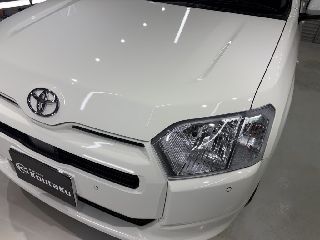 トヨタプロボックス・遮熱断熱カーフィルム・鏡面磨き作業+セラミックコーティング施工事例