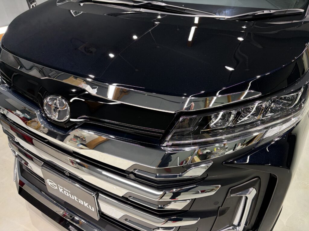 トヨタノア・遮熱断熱カーフィルム・鏡面磨き作業+セラミックコーティング施工事例　富山市Ｋ様