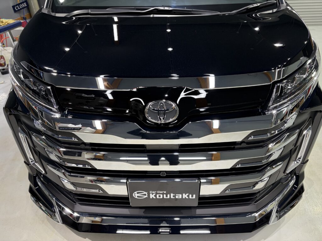 トヨタノア・遮熱断熱カーフィルム・鏡面磨き作業+セラミックコーティング施工事例　富山市Ｋ様