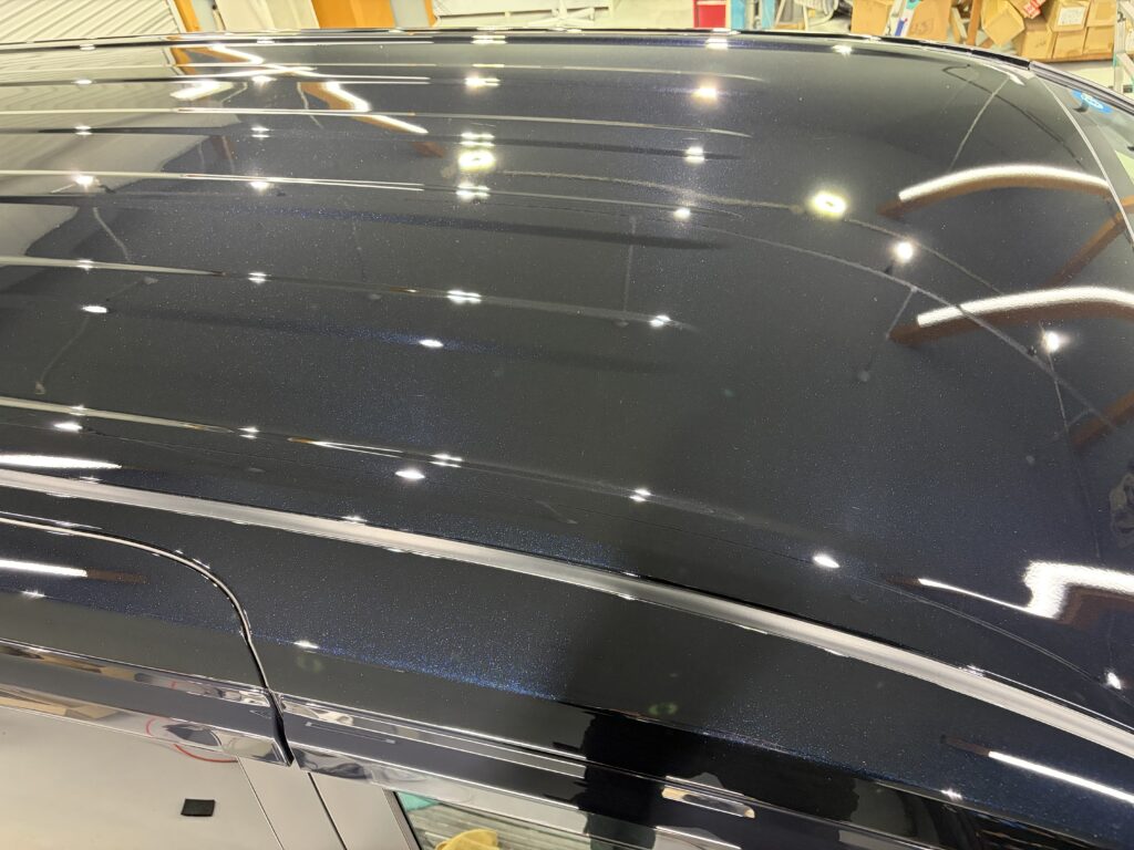 トヨタノア・遮熱断熱カーフィルム・鏡面磨き作業+セラミックコーティング施工事例　富山市Ｋ様