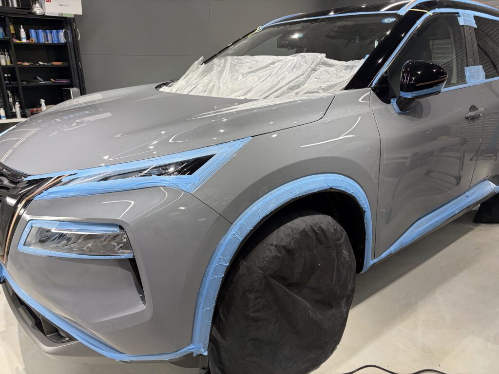 日産・エクストレイル・鏡面磨き作業+セラミックコーティング施工事例　富山市Ｍ様
