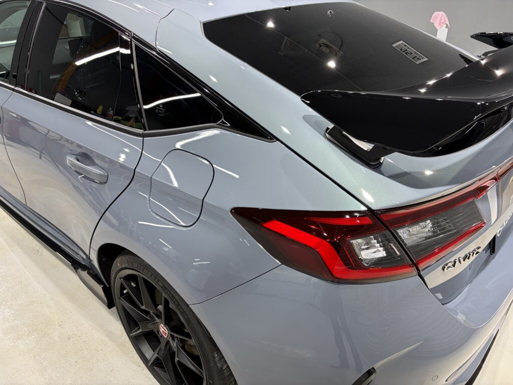 シビックタイプＲ・鏡面磨き作業+新開発セラミックコーティング施工事例　富山市Ｋ様