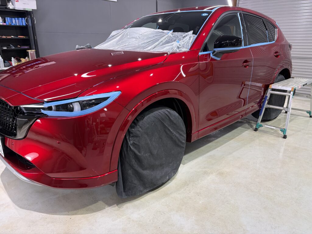 マツダＣＸ５・鏡面磨き作業+セラミックコーティング施工事例・ガラス全面撥水施工　富山市Ｏ様