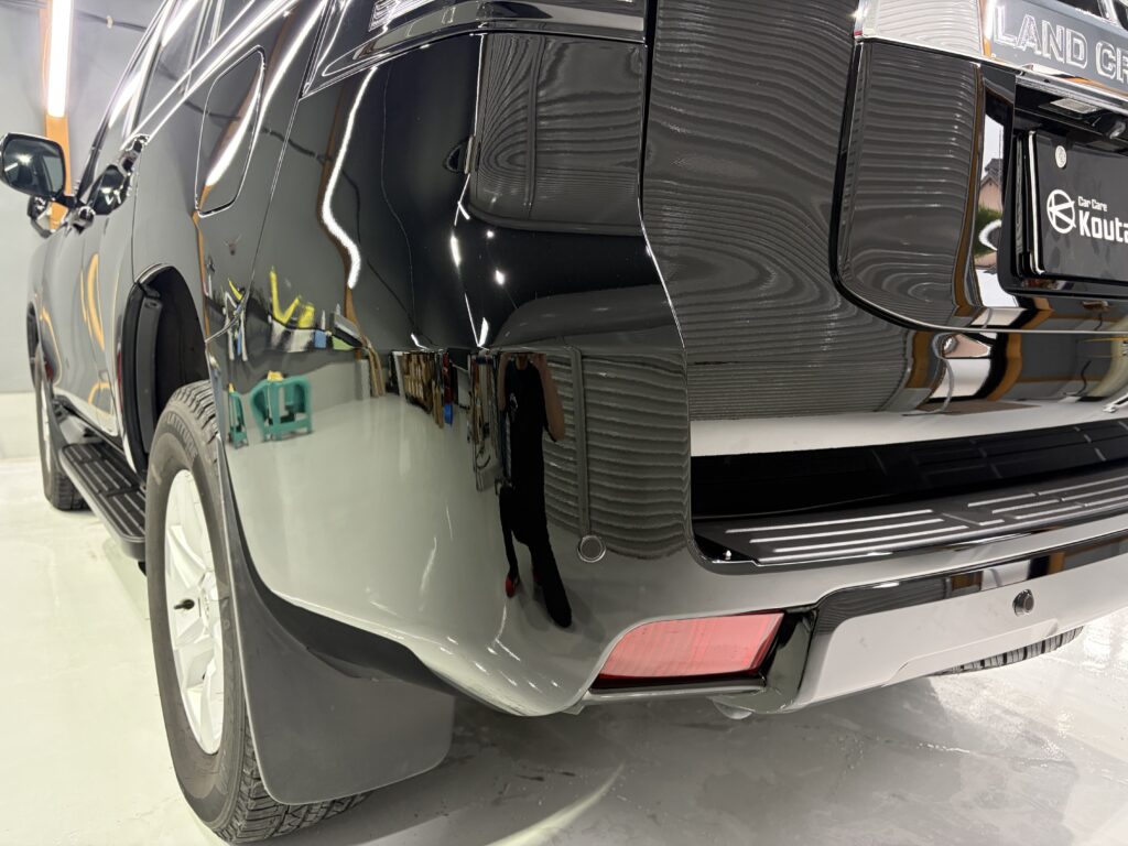 ランドクルーザープラド・鏡面磨き作業+新開発セラミックコーティング施工事例　富山県富山市Ｓ様