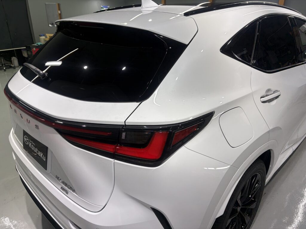 レクサスＮＸ４５０ｈ+鏡面磨き作業+新開発セラミックコーティング施工事例　富山市Ｔ様