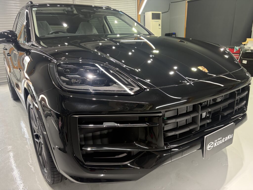 ポルシェカイエン・鏡面磨き作業+新開発セラミックコーティング施工事例　富山市Ｙ様