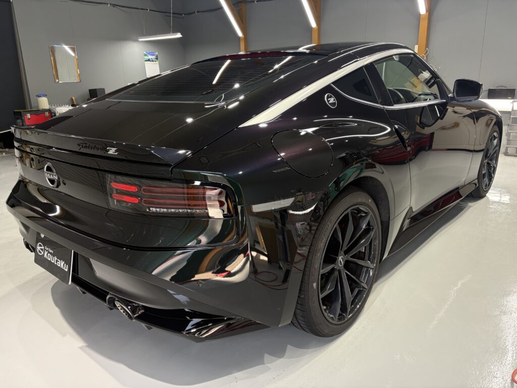 日産フェアレディＺ・鏡面磨き作業+新開発セラミックコーティング施工事例　富山県富山市Ａ様