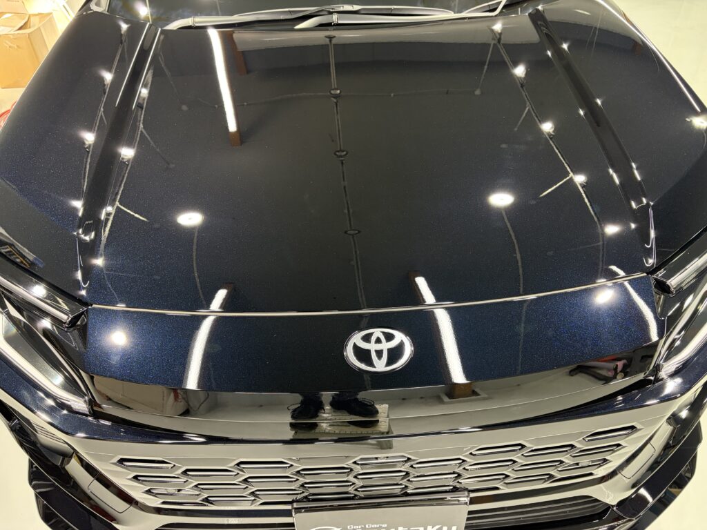 新型トヨタＲＡＶ４　鏡面磨き作業・新開発セラミックコーティング施工事例　富山市Ｔ様