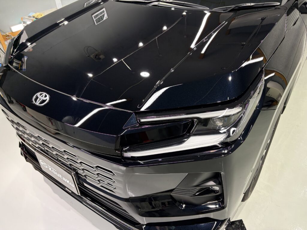 新型トヨタＲＡＶ４　鏡面磨き作業・新開発セラミックコーティング施工事例　富山市Ｔ様