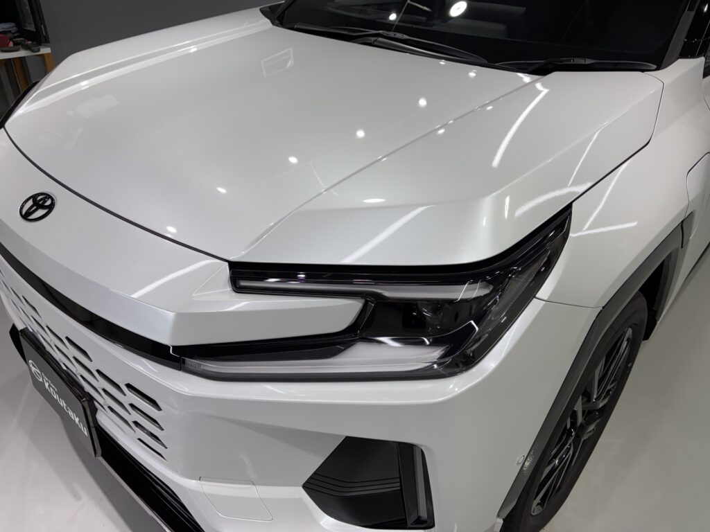 新型ＲＡＶ４・遮熱・断熱カーフィルム・鏡面磨き作業+セラミックコーティング施工事例　富山市Ｍ様