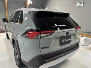トヨタRAV4・遮熱カーフィルム施工例