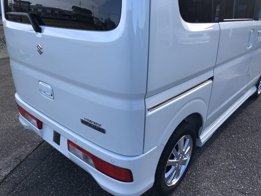 スズキエブリィ　ガラスコーテイング施工事例