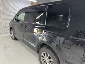 三菱デリカＤ５遮熱(断熱)カーフィルム施工例
