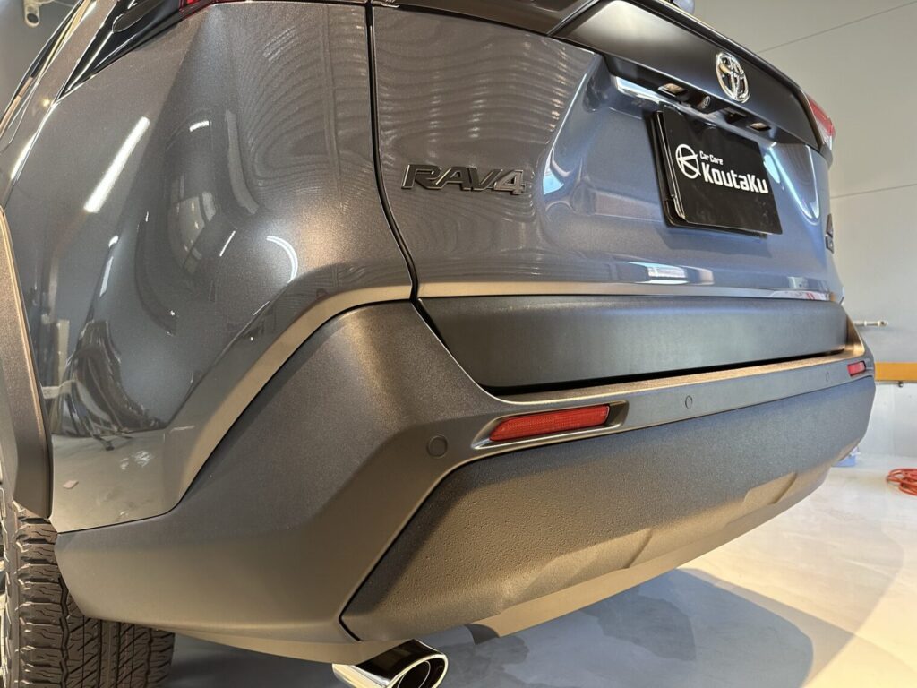 トヨタRAV4セラミックコーティング施工例