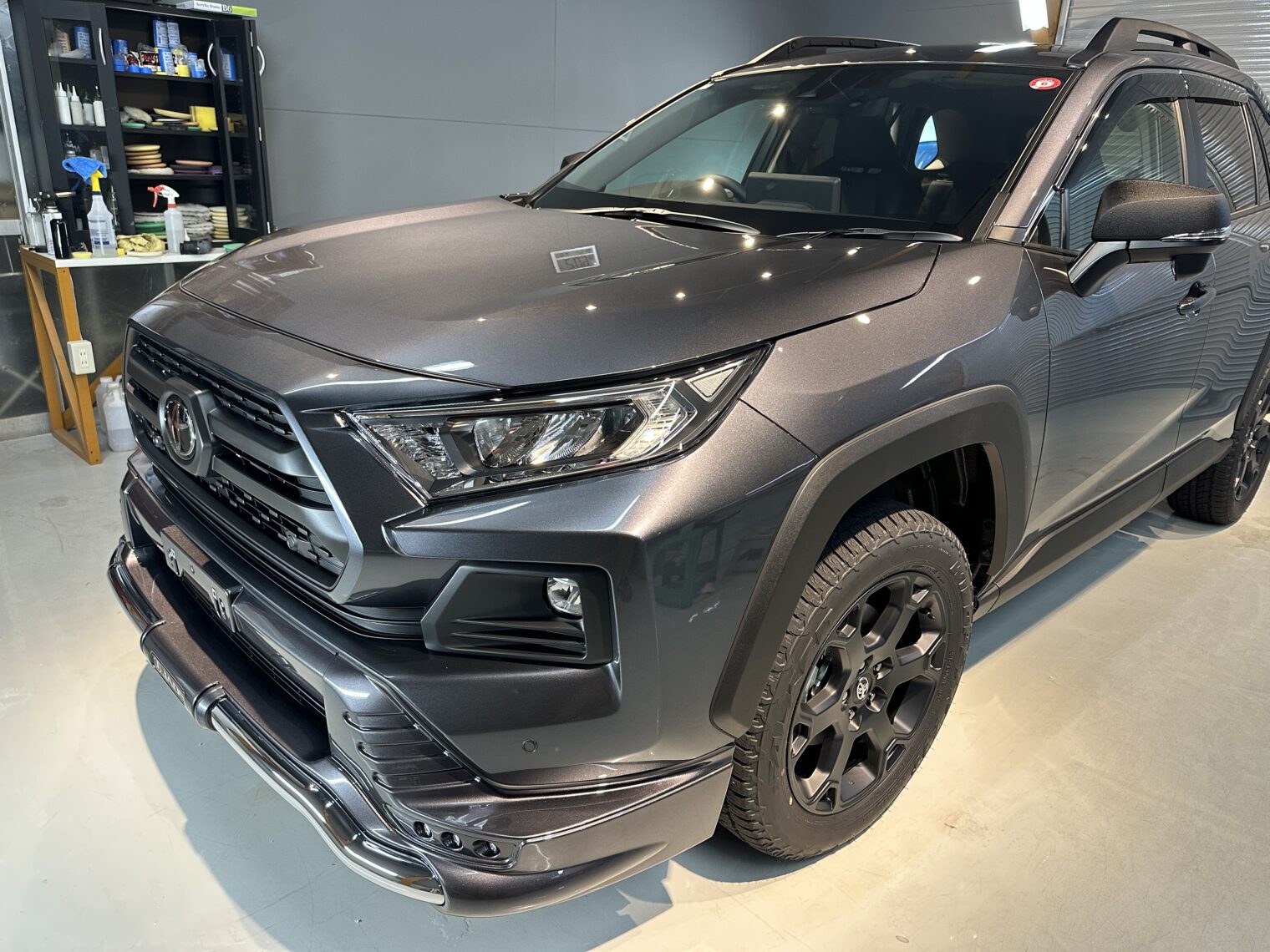 トヨタRAV4セラミックコーティング施工例