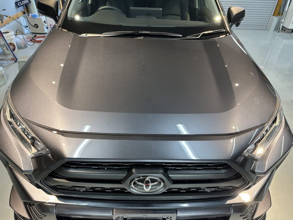 トヨタRAV4セラミックコーティング施工例