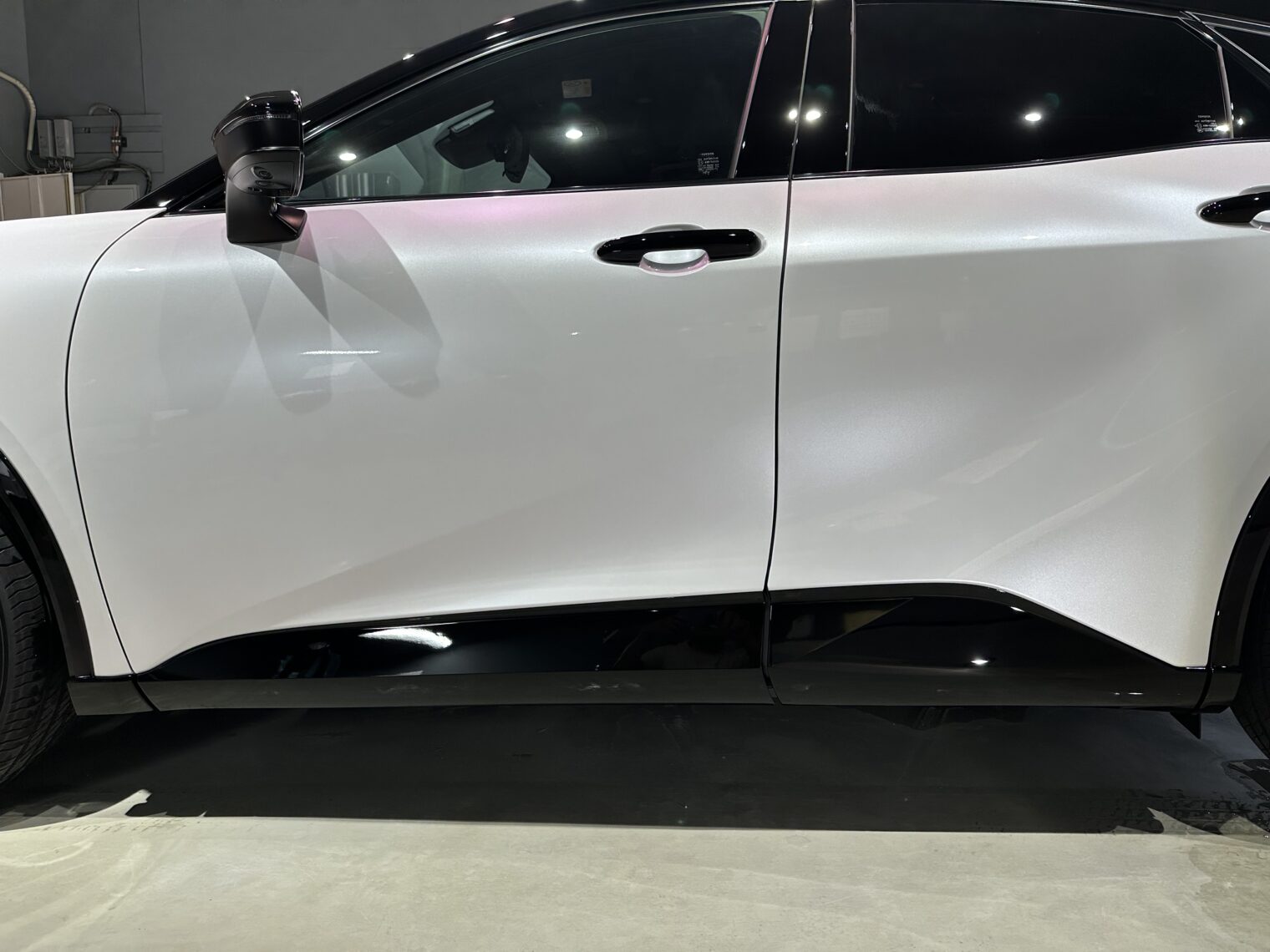 クラウンスポーツ鏡面磨き作業とセラミックコーティング施工事例　高岡市Ｋ様
