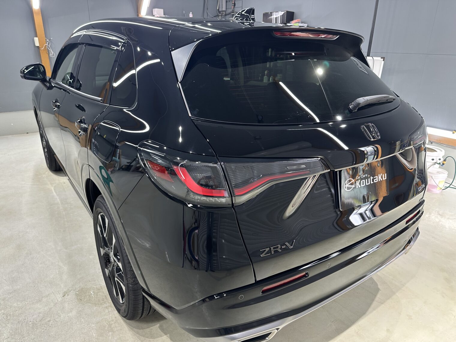 ホンダ・ZR-V鏡面磨き作業・セラミックコーティング施工事例　射水市Ｏ様