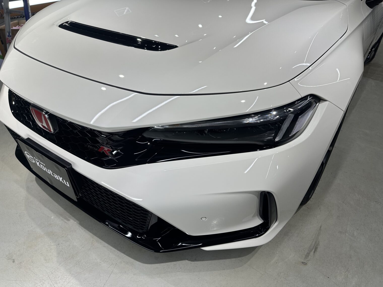ホンダ・シビックタイプＲ鏡面磨き作業・セラミックコーティング施工事例　富山市Ｋ様