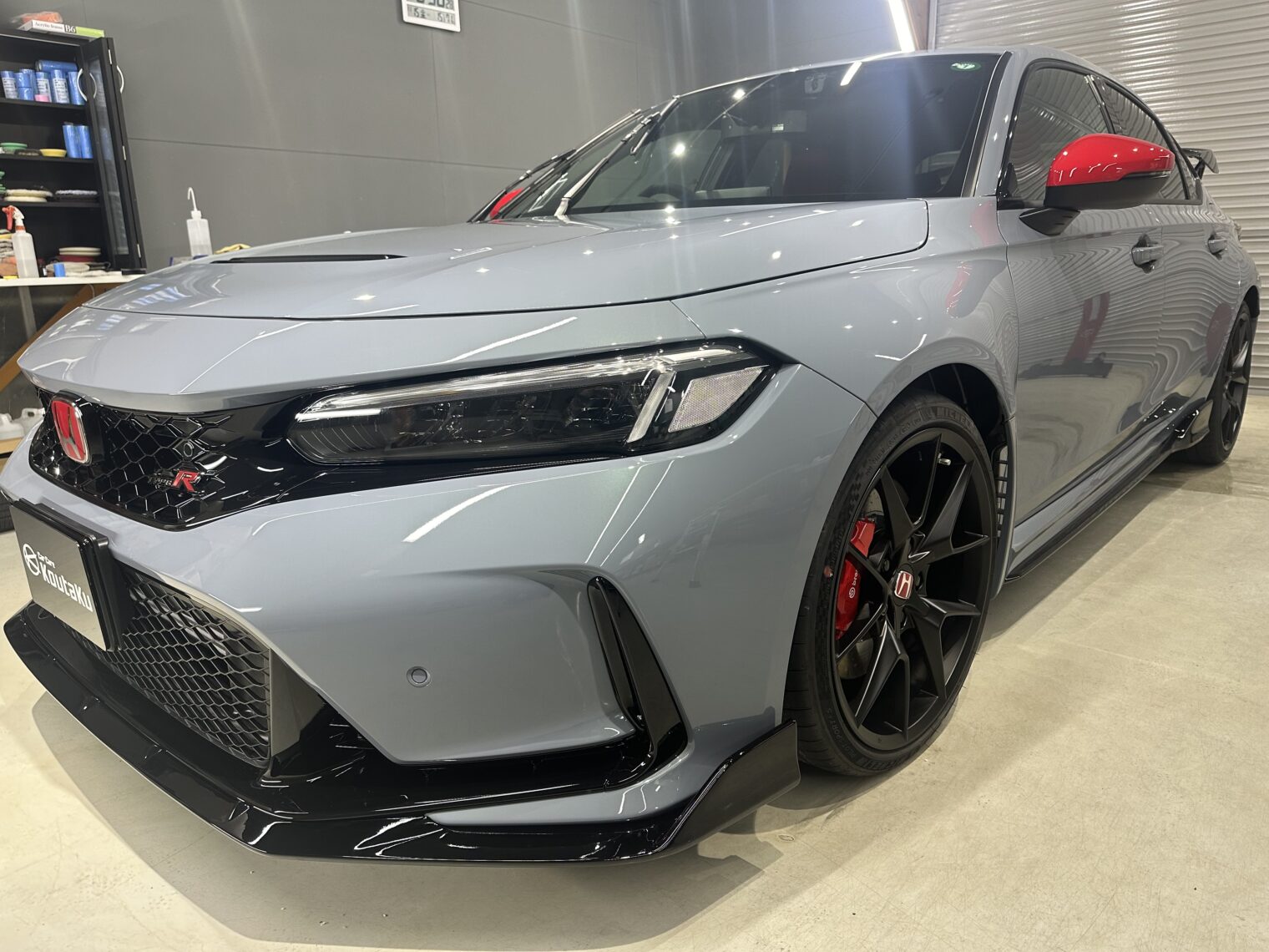 ホンダ・シビックタイプＲ鏡面磨き作業+セラミックコーティング施工事例　富山県高岡市H様