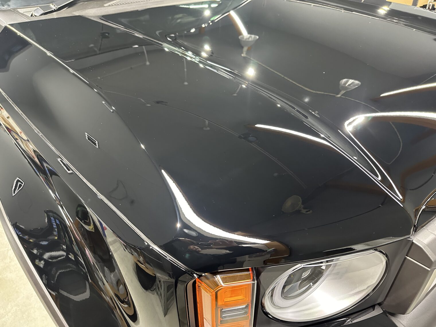 ランドクルーザー２５０鏡面磨き作業+セラミックコーティング施工事例　富山市Ｎ様
